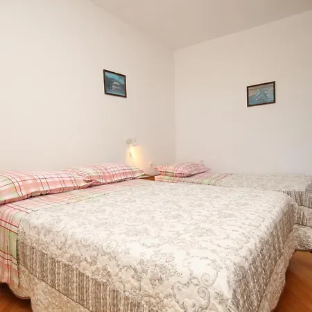 Apartment Studio 6857b